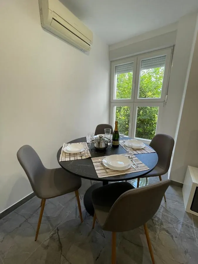 Owl Apartment Split 0*,  Croatia