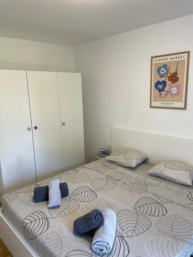 Owl Apartment Split